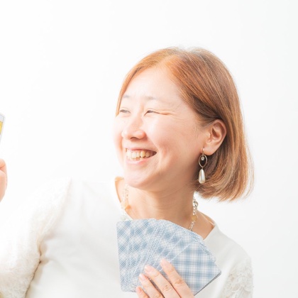 講師 山根麻梨子